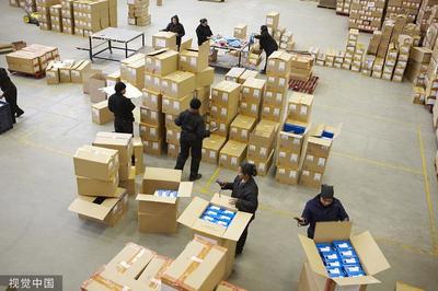 英國自助倉儲業(yè)火爆 倉儲物品足以裝滿60個白金漢宮